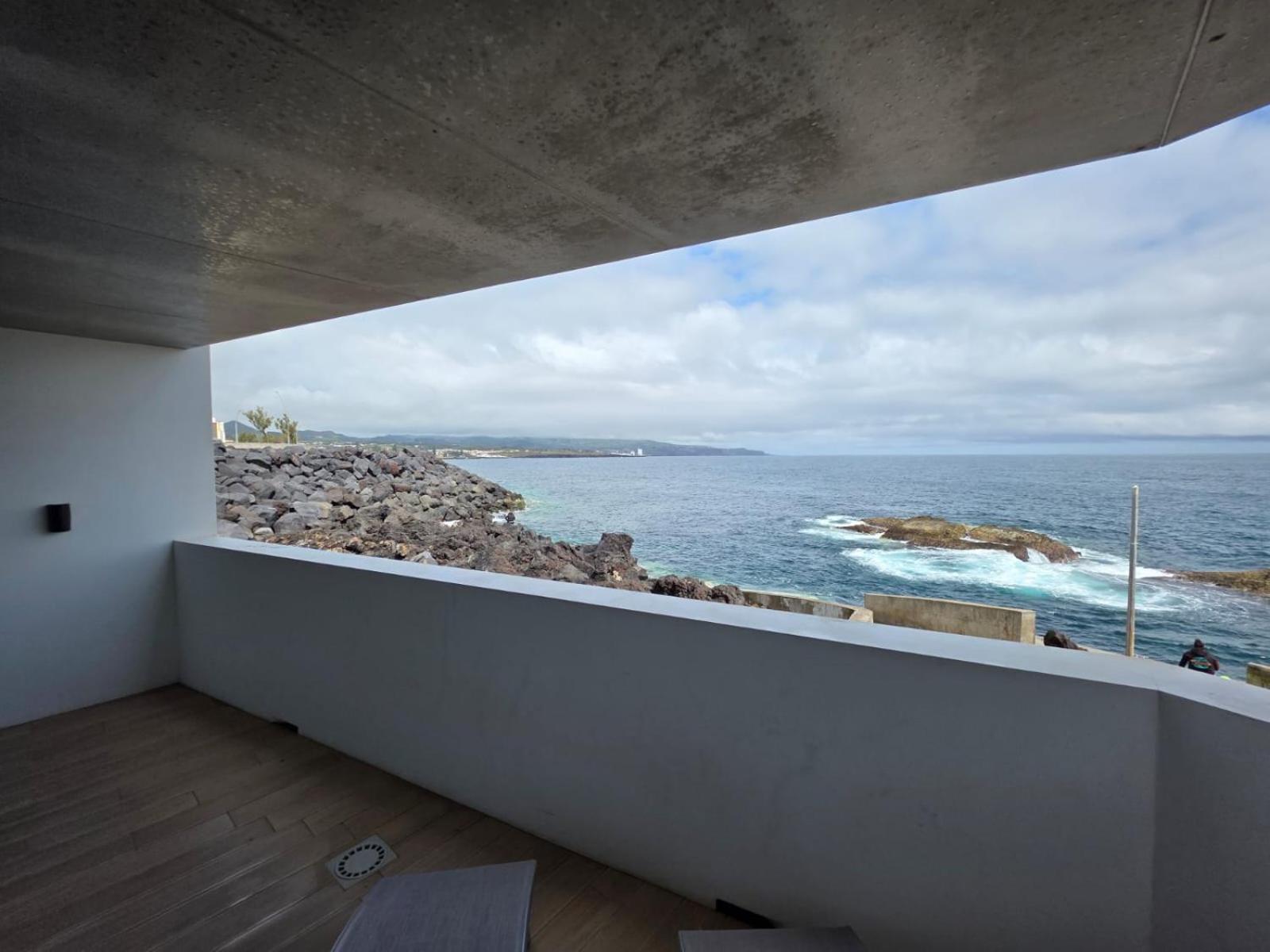 Home At Azores - Oasis House Sao Roque  Ngoại thất bức ảnh